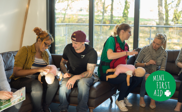 Parents at a Mini First Aid course